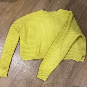 Women’s crop sweater!